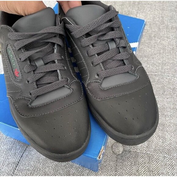 ADIDAS Yeezy Powerphase Calabasas Black Size 6 MENS - Picture 7 of 12